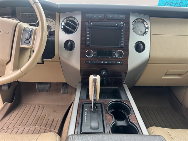 Used 2014 Ford Expedition EL XLT w/ Equipment Group 202A image 11