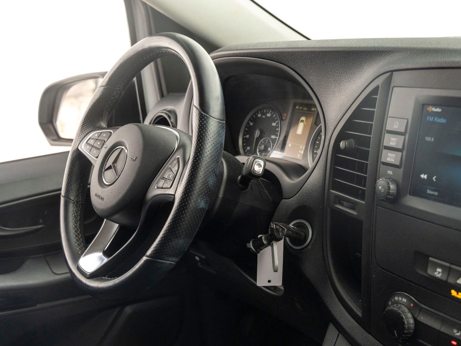 Used 2022 Mercedes-Benz Metris image 23