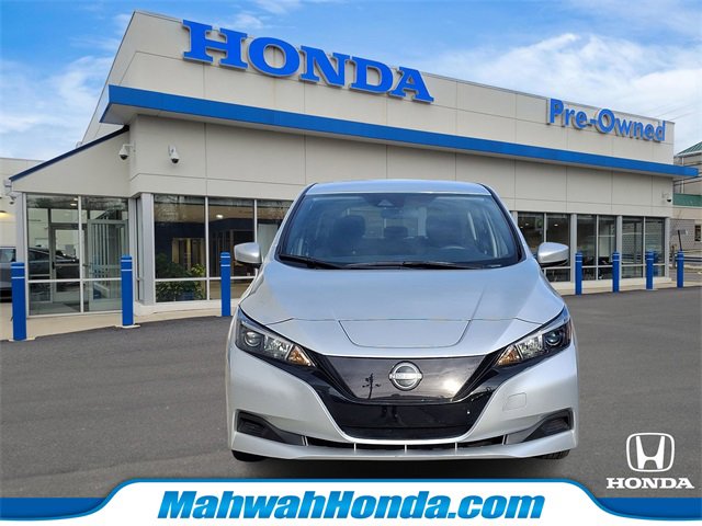 Used 2025 Nissan Leaf S image 2