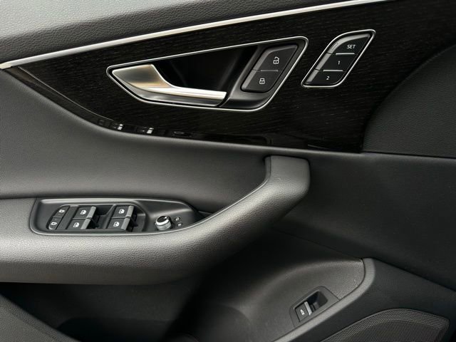 Used 2022 Audi Q7 2.0T Premium image 12