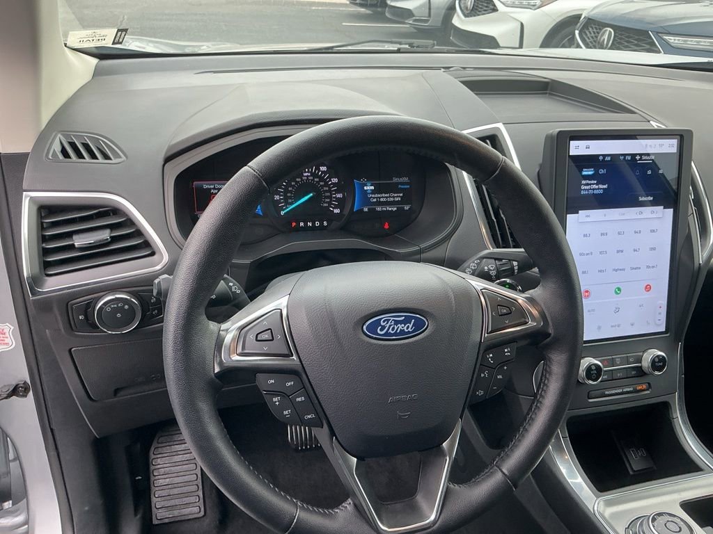 Used 2024 Ford Edge Titanium image 13