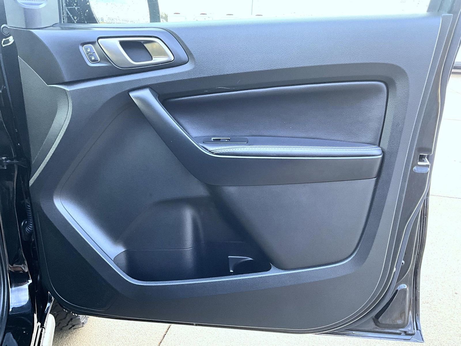 Used 2022 Ford Ranger Lariat w/ Tremor Off-Road Package image 17