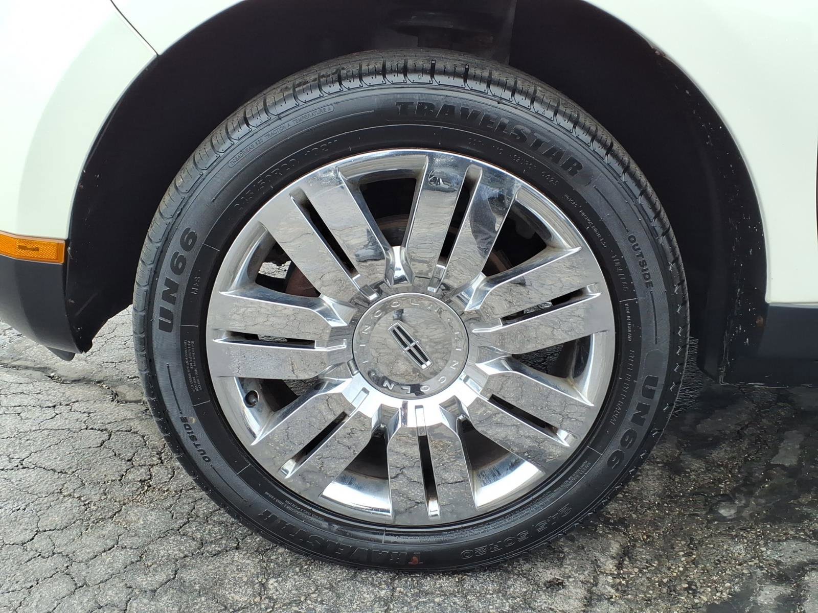 Used 2008 Lincoln MKX FWD image 8