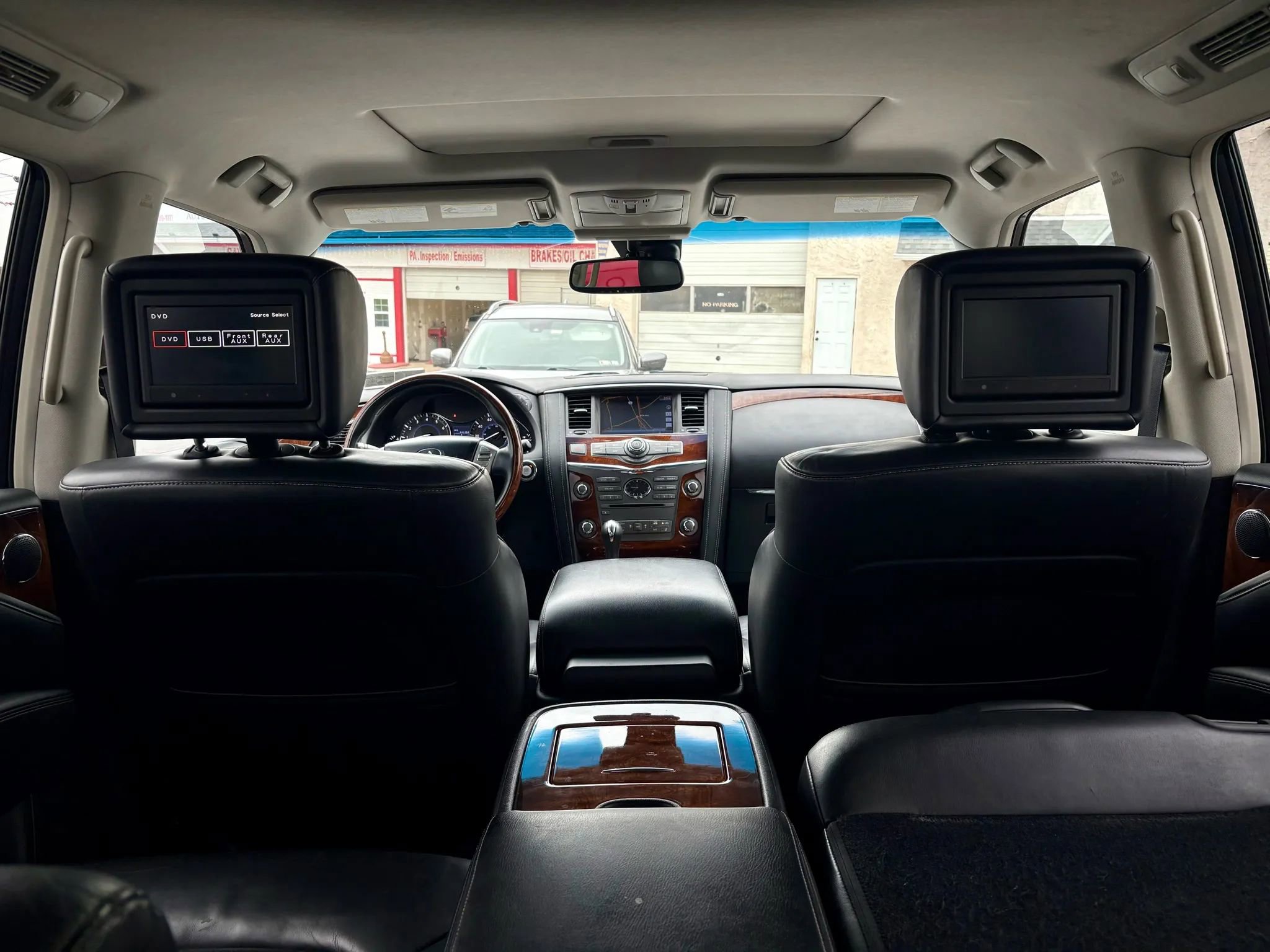 Used 2016 INFINITI QX80 4WD w/ Deluxe Technology Package image 51