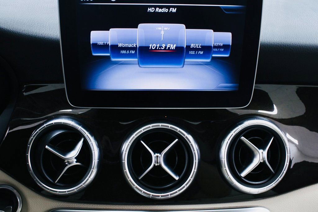 Used 2019 Mercedes-Benz CLA 250 image 22