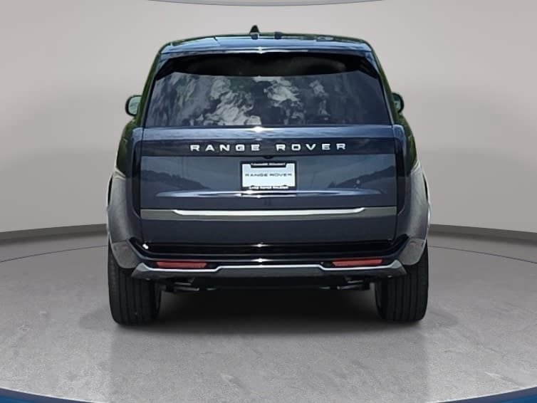 New 2026 Land Rover Range Rover Long Wheelbase SE AWD/4WD image 6