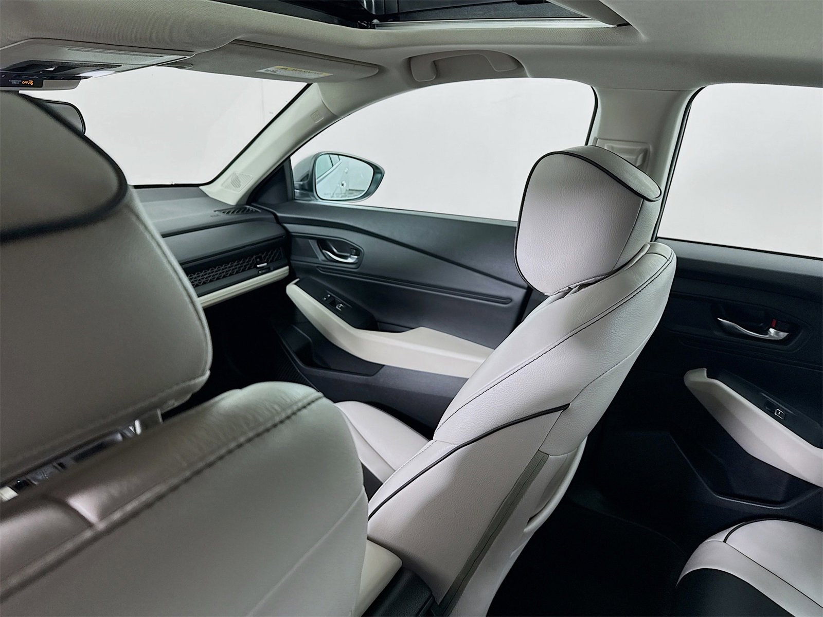 Used 2025 Honda Accord SE image 21