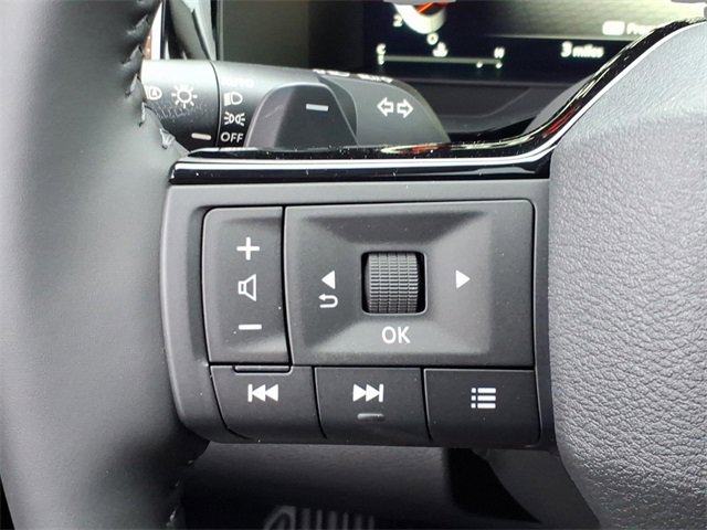 New 2026 Nissan Pathfinder Platinum image 23