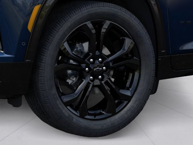 New 2027 Chevrolet Traverse RS w/ LPO, Floor Liner Package AWD/4WD image 9