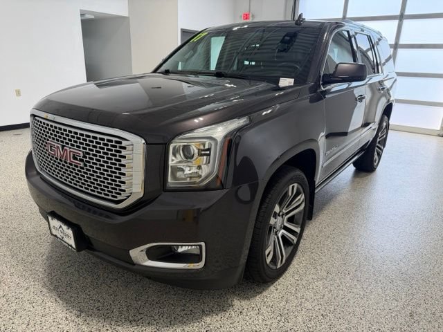 Used 2017 GMC Yukon Denali w/ Open Road Package AWD/4WD image 6