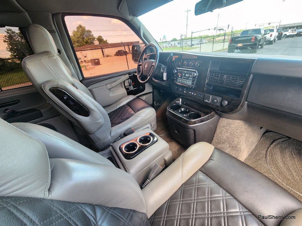 Used 2021 GMC Savana 2500 LS w/ Enhanced Convenience Package RWD image 44