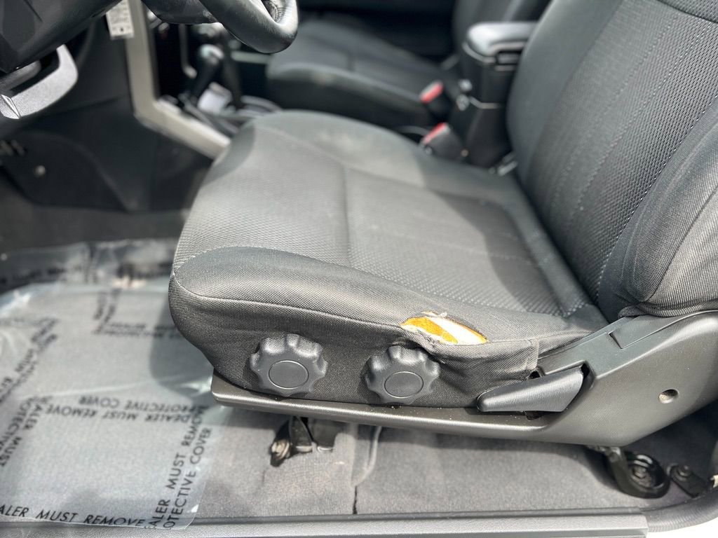 Used 2003 Nissan Xterra SE S/C image 19