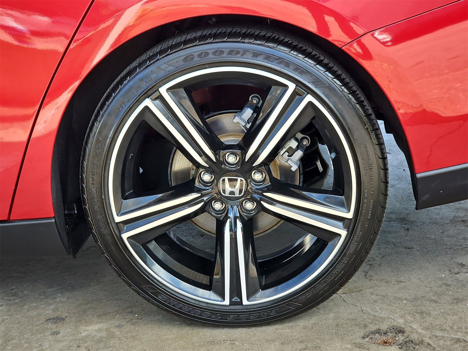 Used 2024 Honda Accord Sport image 31