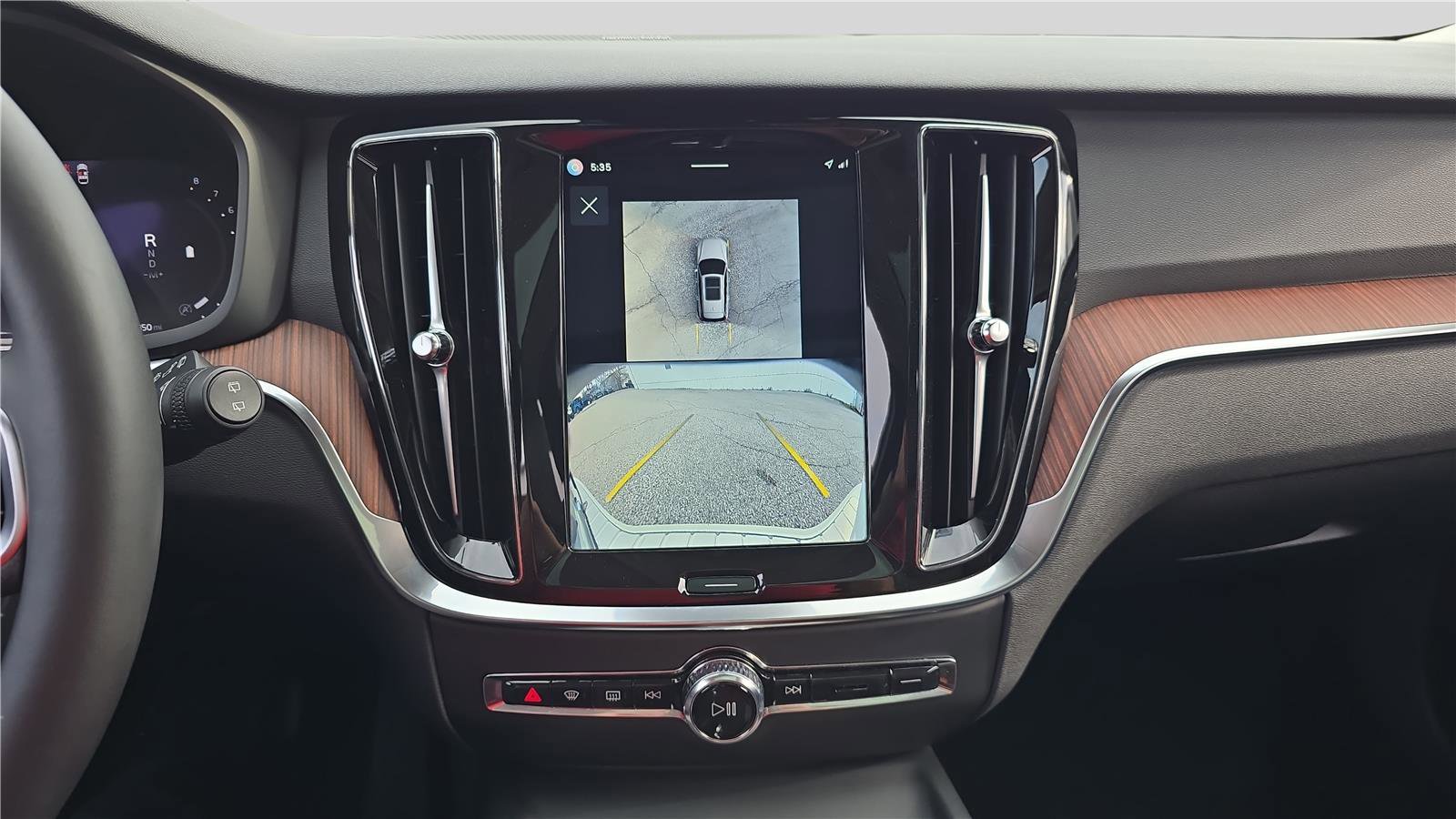 Used 2025 Volvo V60 B5 Cross Country Plus AWD/4WD image 14