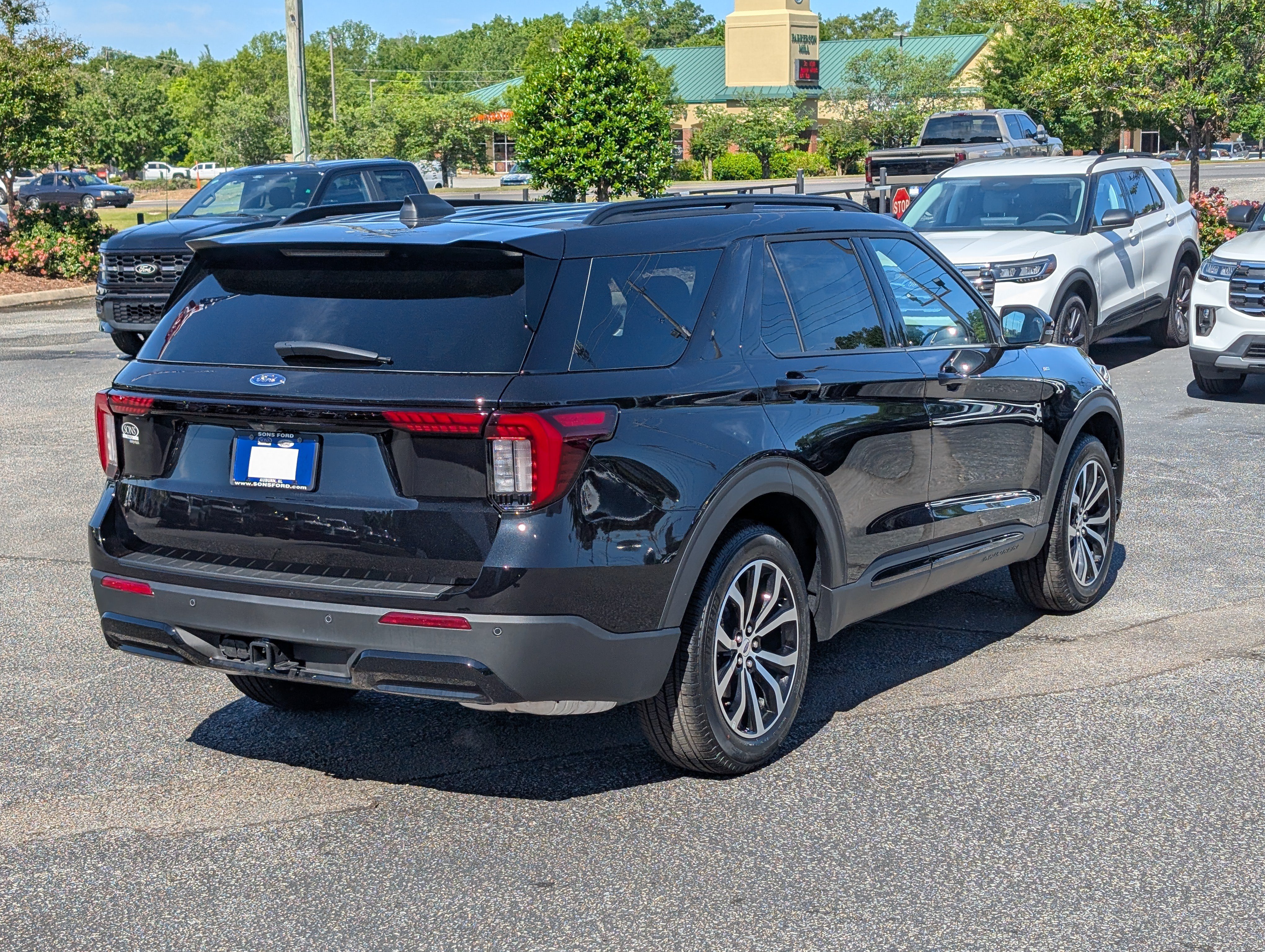 New 2026 Ford Explorer ST-Line RWD image 9