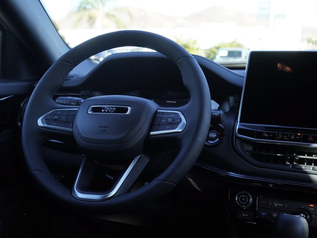 New 2026 Jeep Compass Latitude AWD/4WD image 30