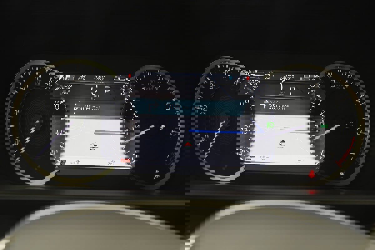 Used 2023 Land Rover Discovery S R-Dynamic image 20