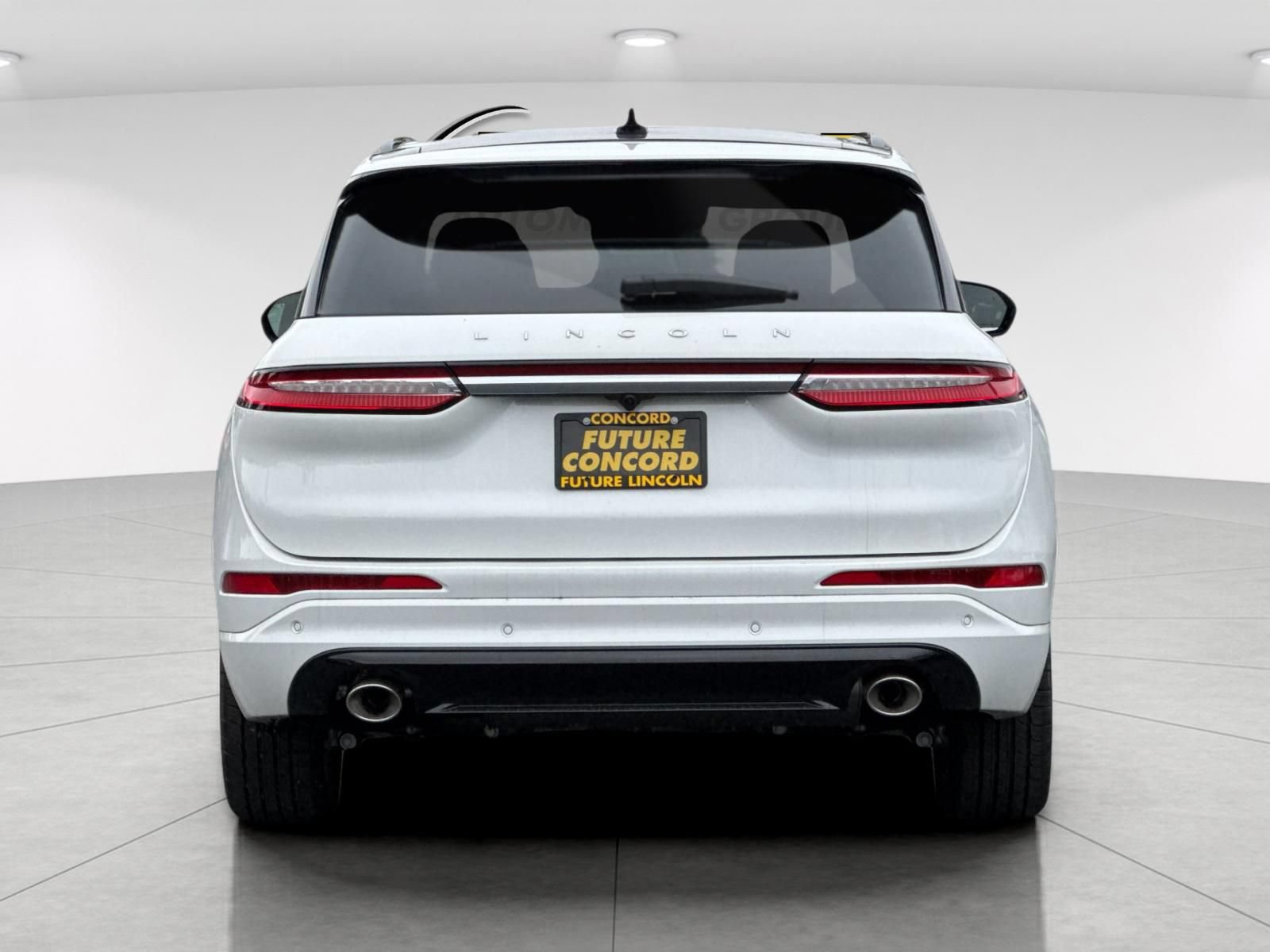 New 2025 Lincoln Corsair Grand Touring w/ Equipment Group 302A AWD/4WD image 4