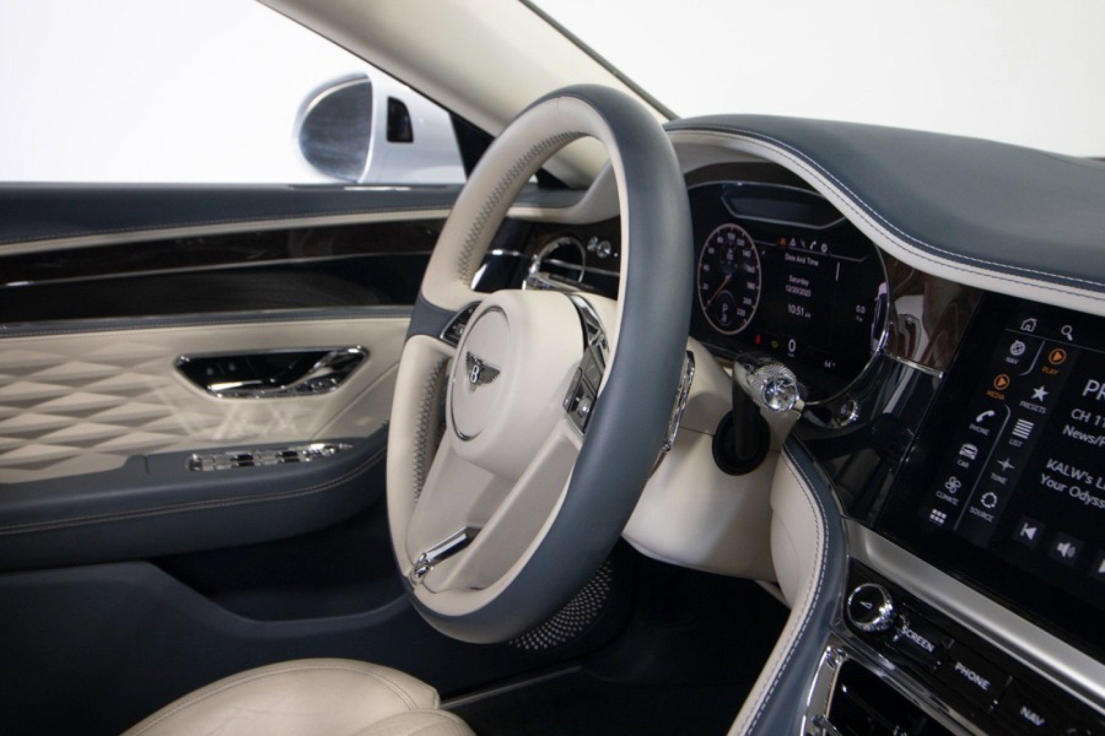 Used 2020 Bentley Flying Spur W12 w/ First Edition Specification image 56