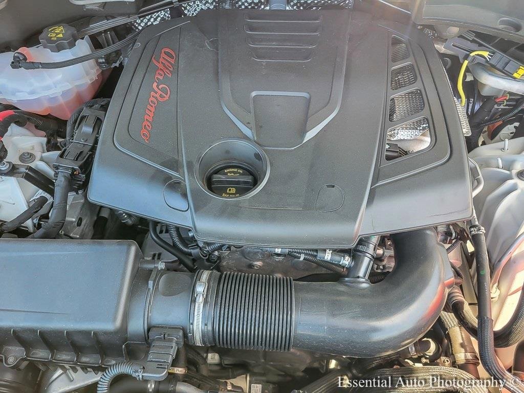 Used 2024 Alfa Romeo Stelvio Sprint image 24