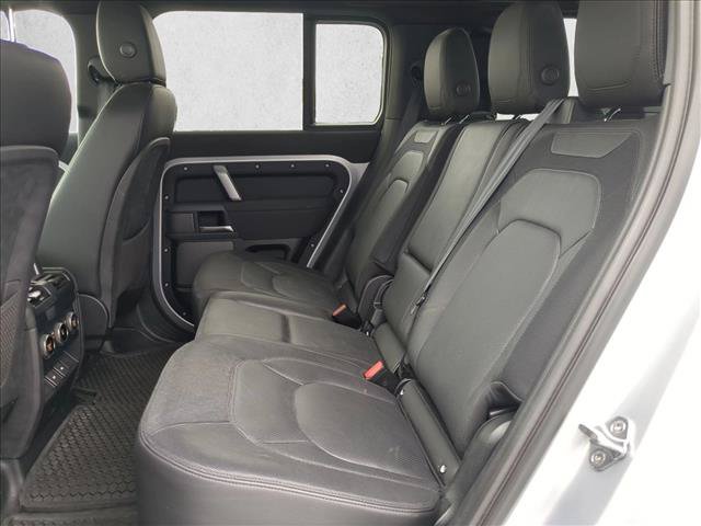 Used 2023 Land Rover Defender 110 X-Dynamic SE AWD/4WD image 15