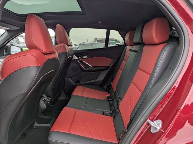 Used 2025 BMW X2 M35i AWD/4WD image 14