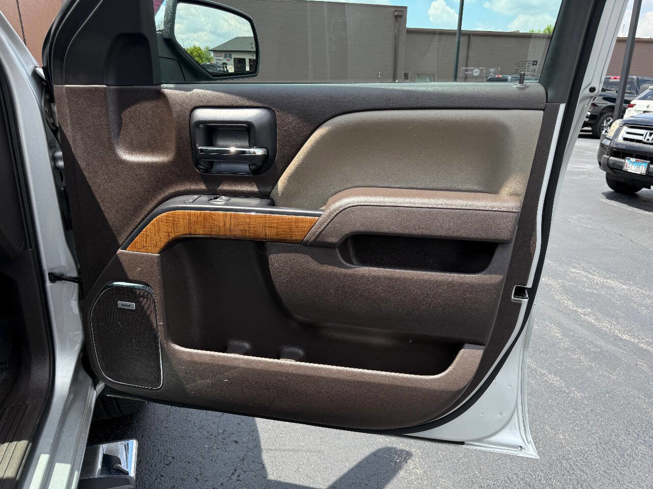 Used 2018 GMC Sierra 1500 SLT image 24