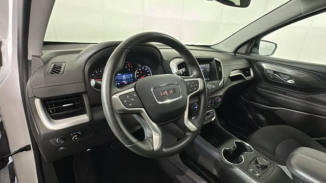 Used 2024 GMC Terrain SLE w/ Driver Convenience Package AWD/4WD image 13