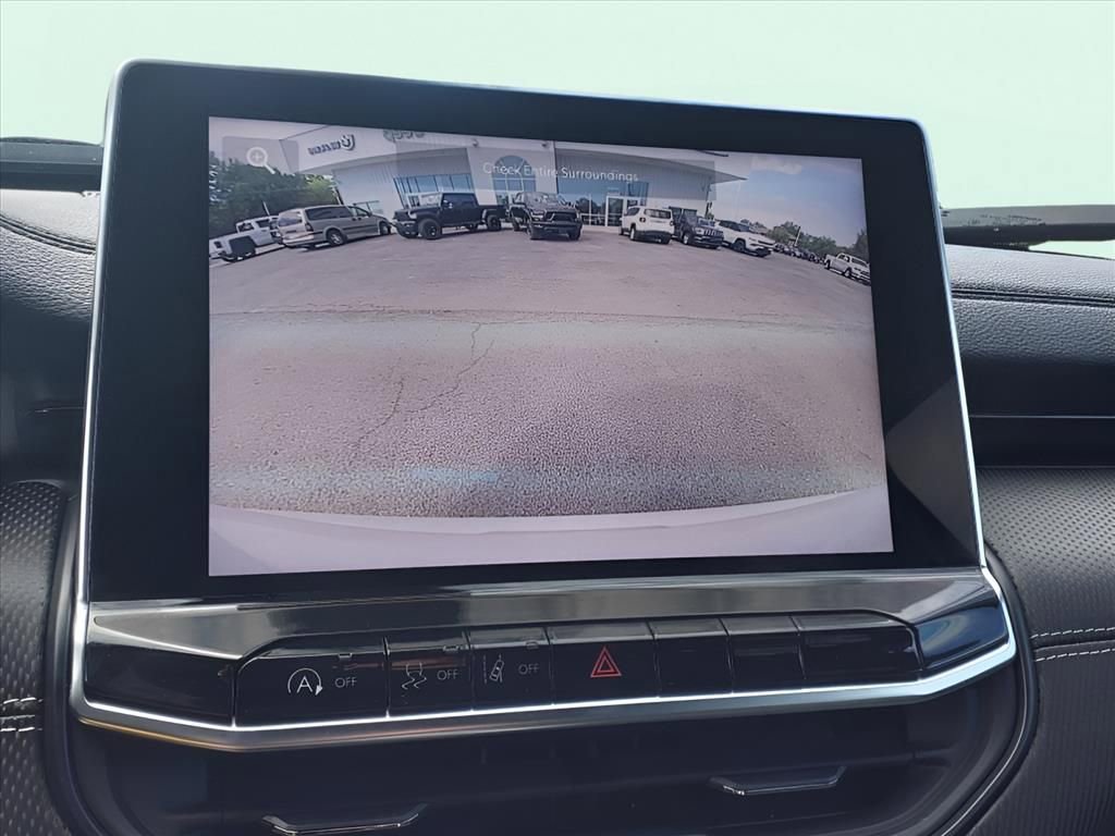 Used 2023 Jeep Compass Altitude w/ Sun and Sound Group image 6