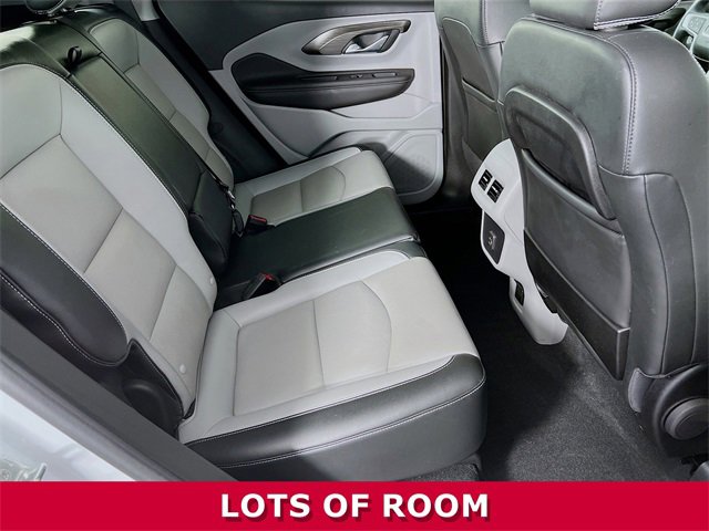 Used 2023 GMC Terrain SLT w/ Infotainment Package II image 24