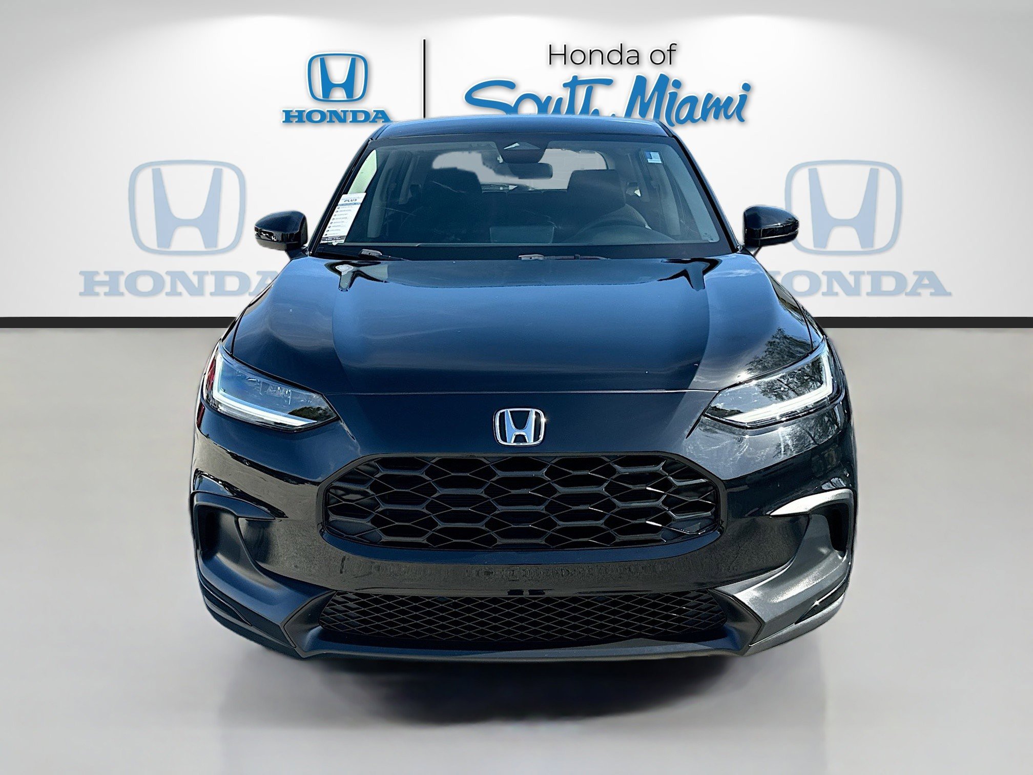 Certified 2023 Honda HR-V LX image 2