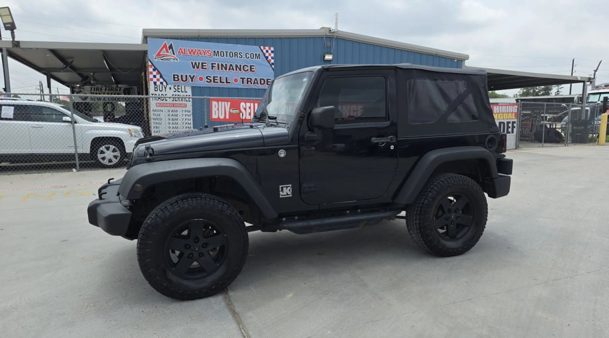 Used 2008 Jeep Wrangler X AWD/4WD image 25