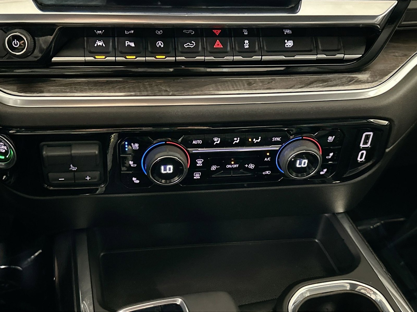 Used 2023 Chevrolet Silverado 1500 LTZ image 24