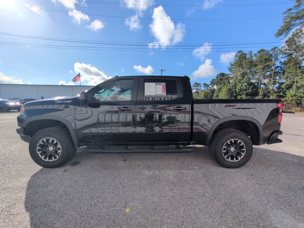 Used 2025 Chevrolet Silverado 1500 ZR2 w/ Technology Package AWD/4WD image 5