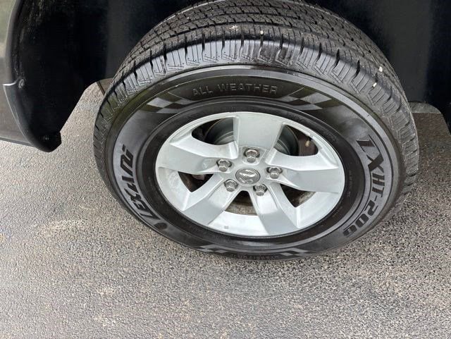 Used 2021 RAM 1500 Classic SLT AWD/4WD image 42