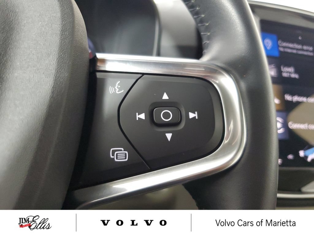 Used 2021 Volvo XC40 T5 Momentum w/ Climate Package AWD/4WD image 23