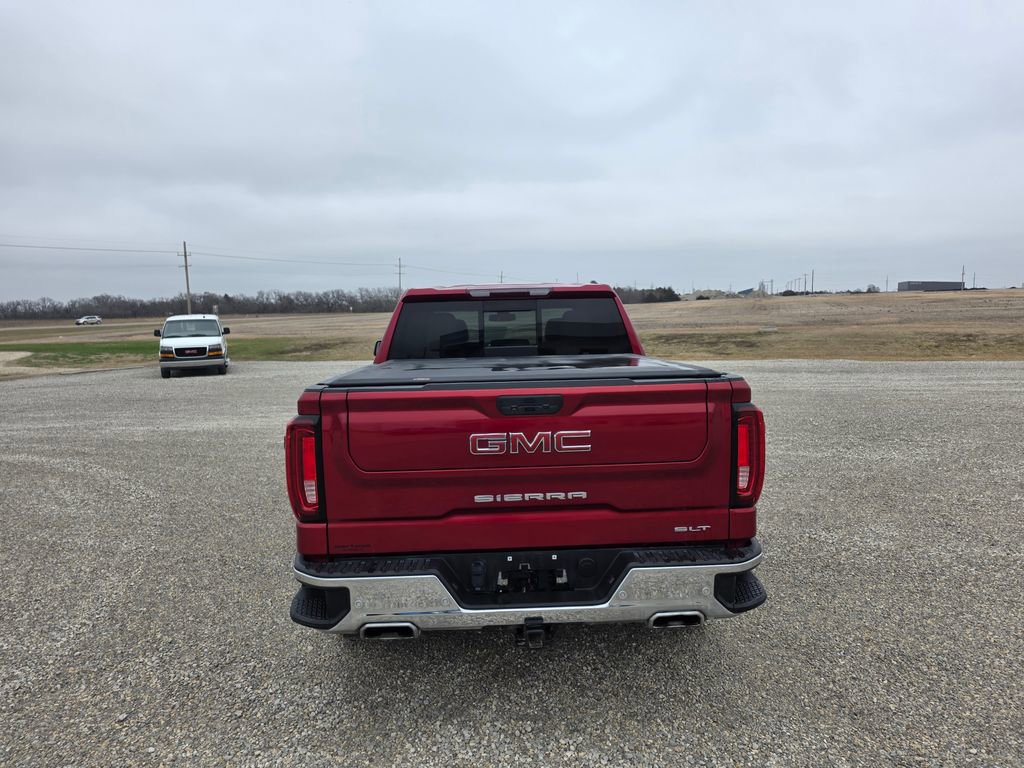 Used 2021 GMC Sierra 1500 SLT w/ SLT Premium Plus Package AWD/4WD image 4