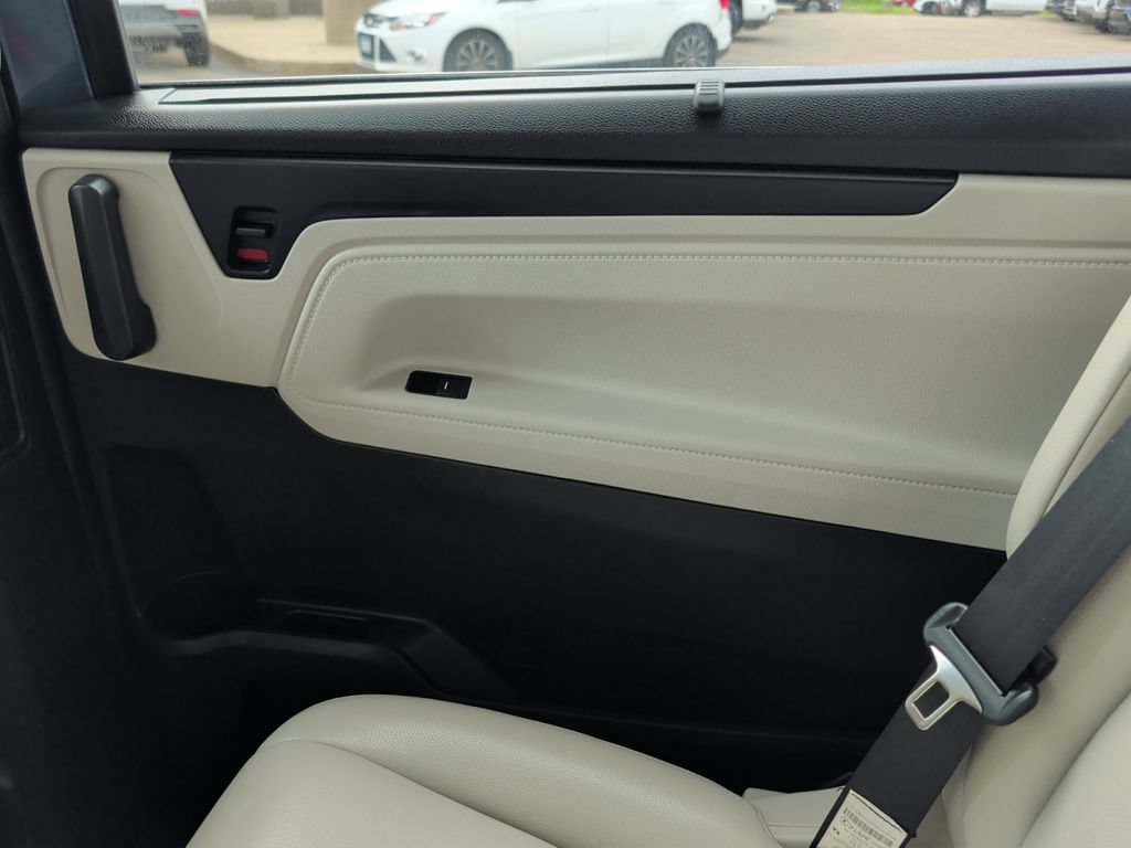 Used 2025 Honda Odyssey EX-L image 34
