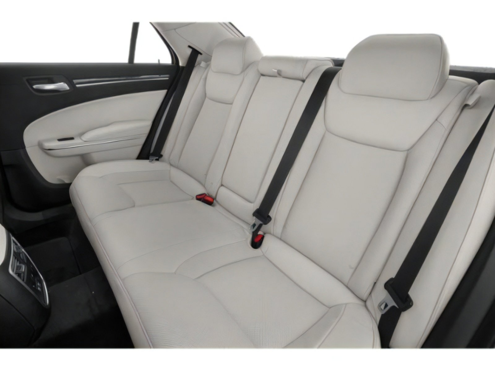 Used 2018 Chrysler 300 Touring L RWD image 17