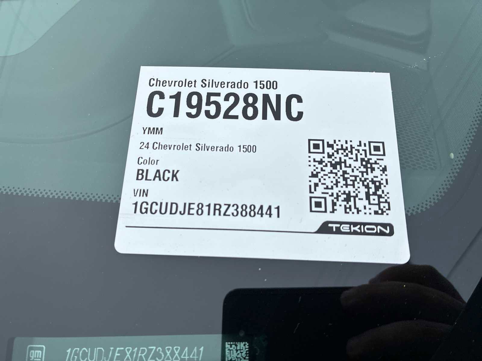 Certified 2024 Chevrolet Silverado 1500 High Country w/ Technology Package image 34