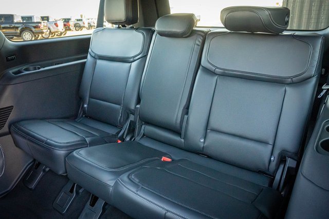New 2025 Ford Expedition Max Platinum image 30