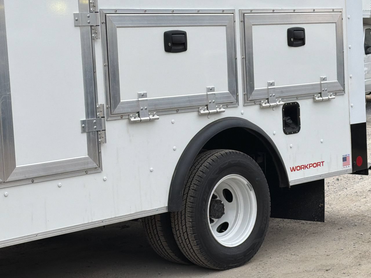 New 2026 Ford E-450 and Econoline 450 Super Duty w/ Power Equipment Group RWD image 5