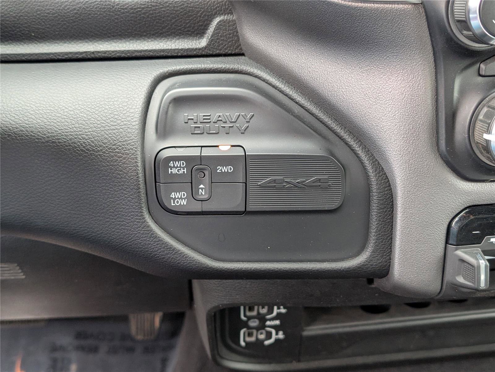 Used 2024 RAM 3500 Big Horn image 25