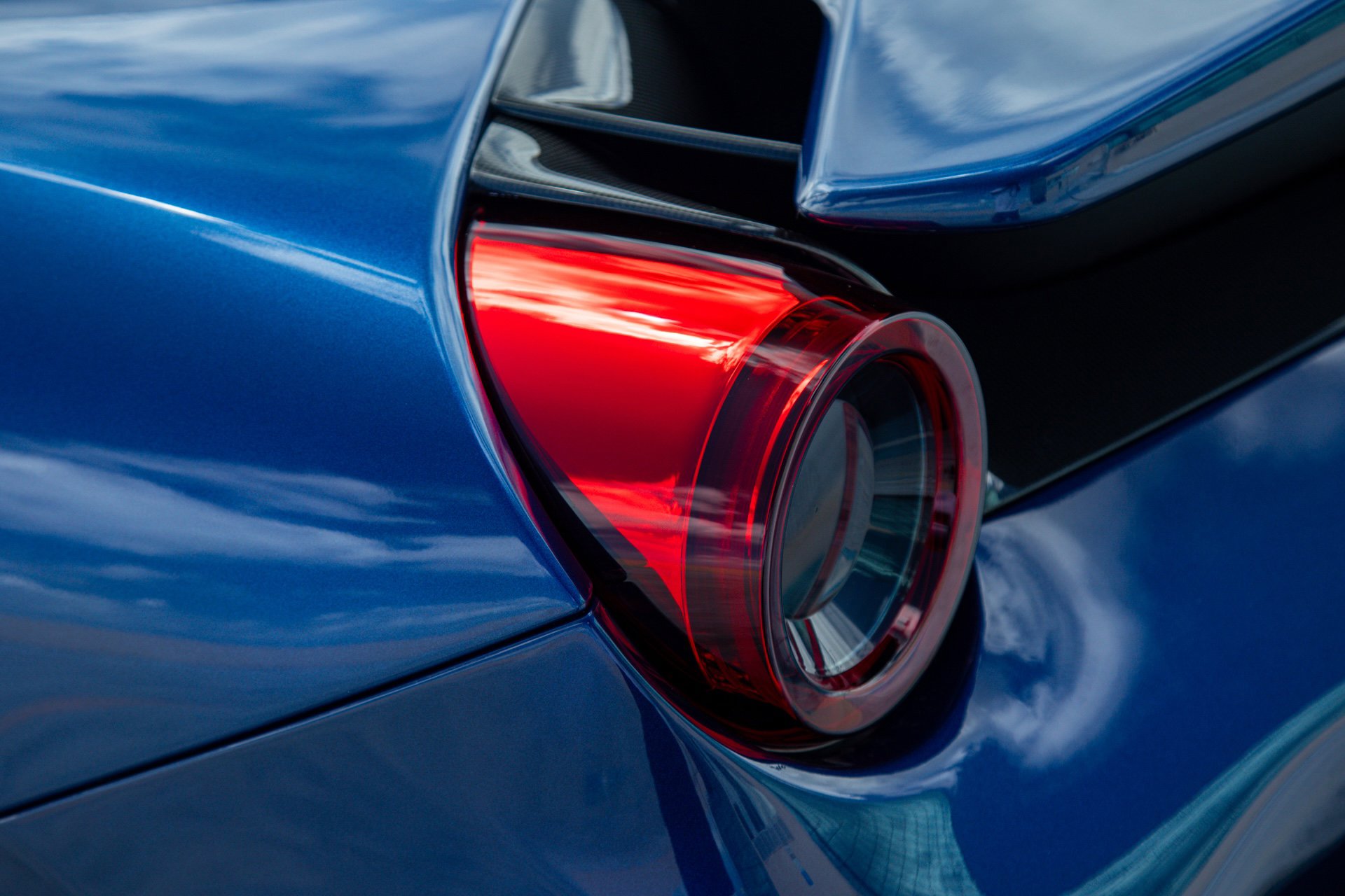 Certified 2020 Ferrari 488 Pista image 14