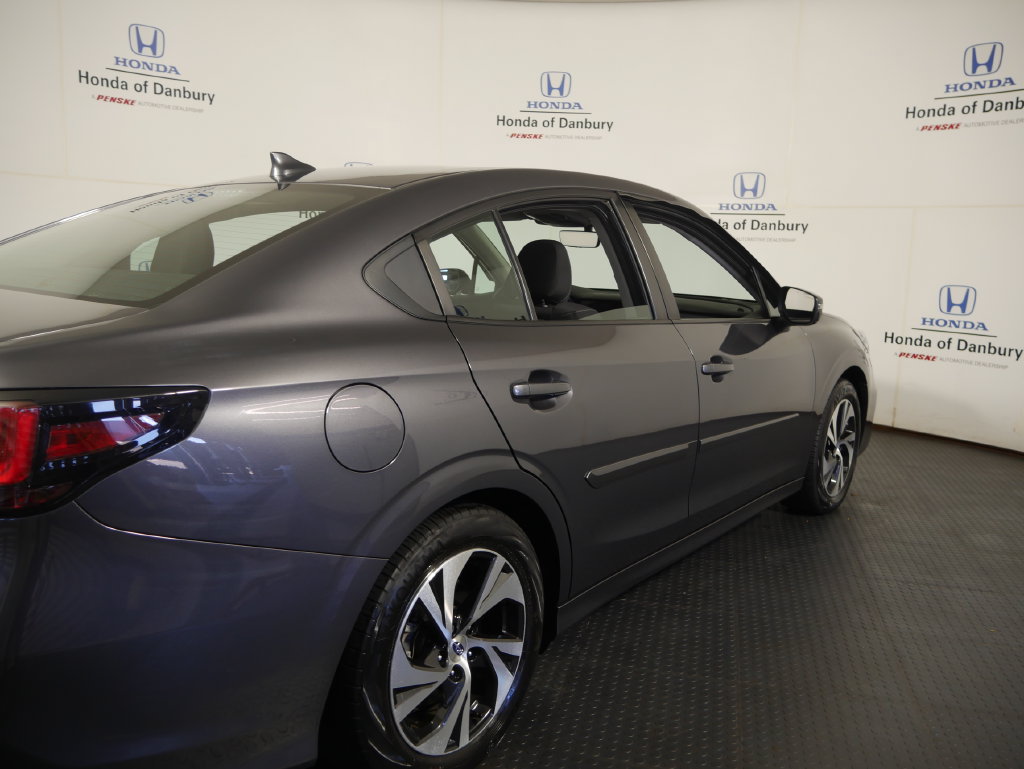 Used 2025 Subaru Legacy Premium AWD/4WD image 4