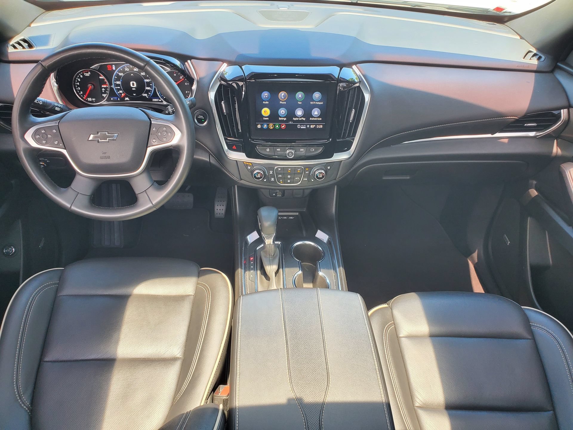 Used 2023 Chevrolet Traverse Premier w/ Redline Edition FWD image 14