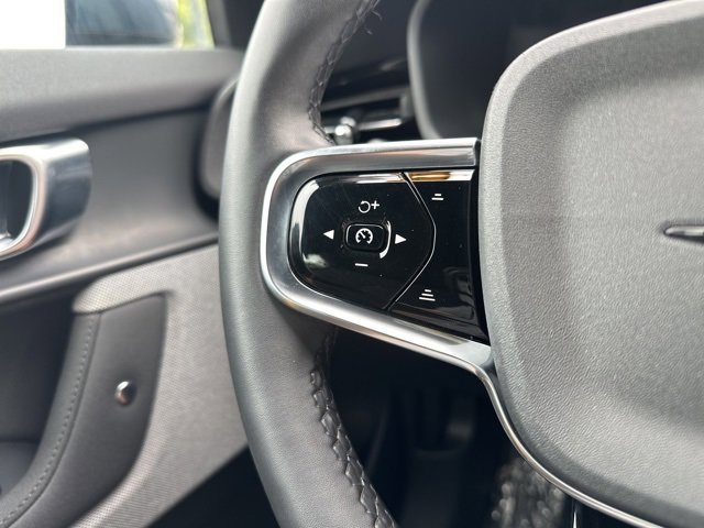 Used 2022 Polestar Polestar 2 w/ Performance Package image 23