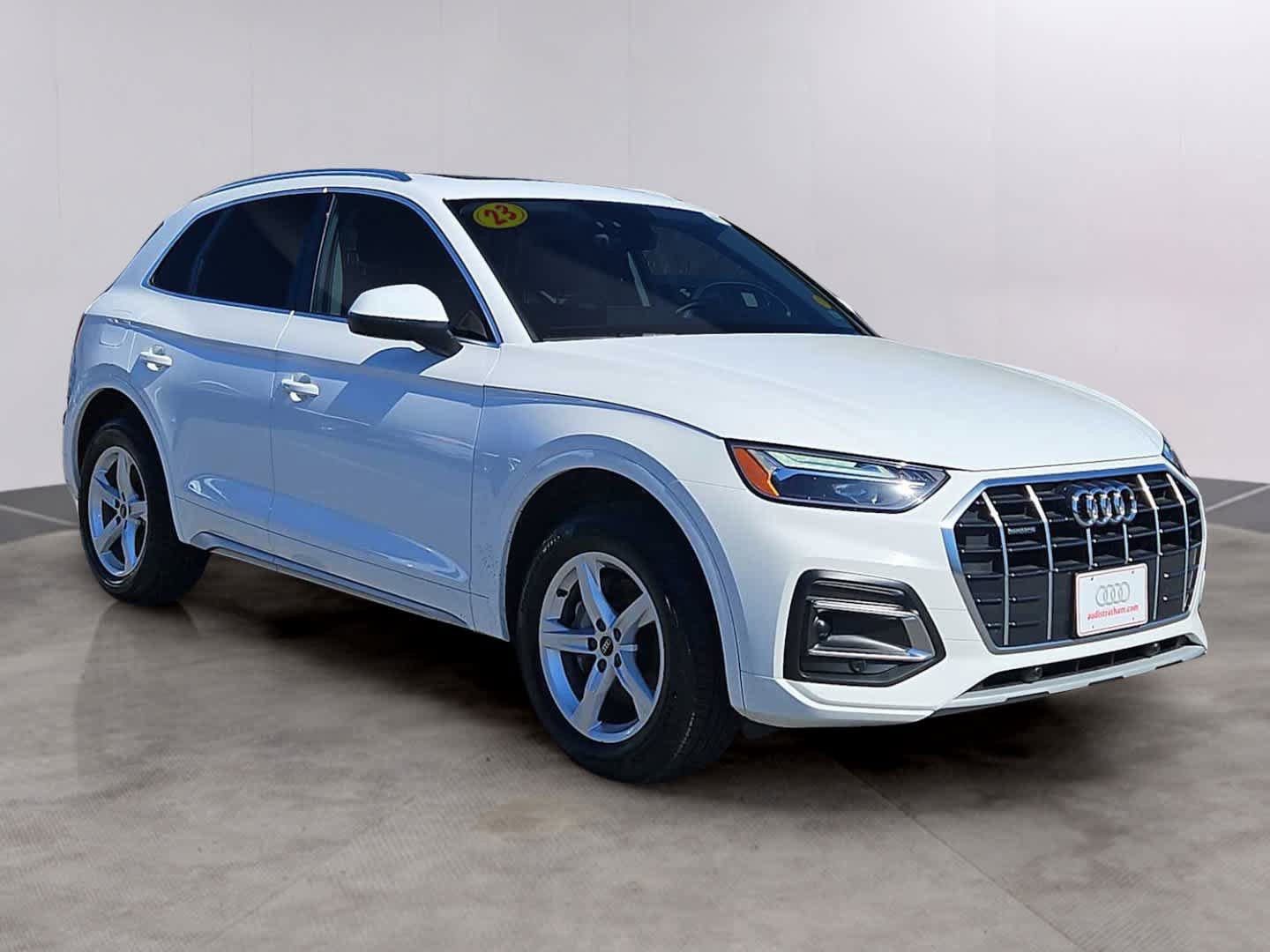 Used 2023 Audi Q5 2.0T Premium w/ Convenience Package image 9