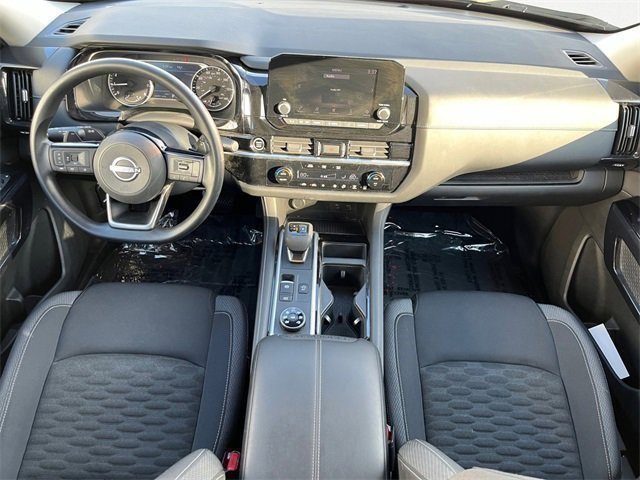 Used 2022 Nissan Pathfinder S w/ Cargo Package image 11