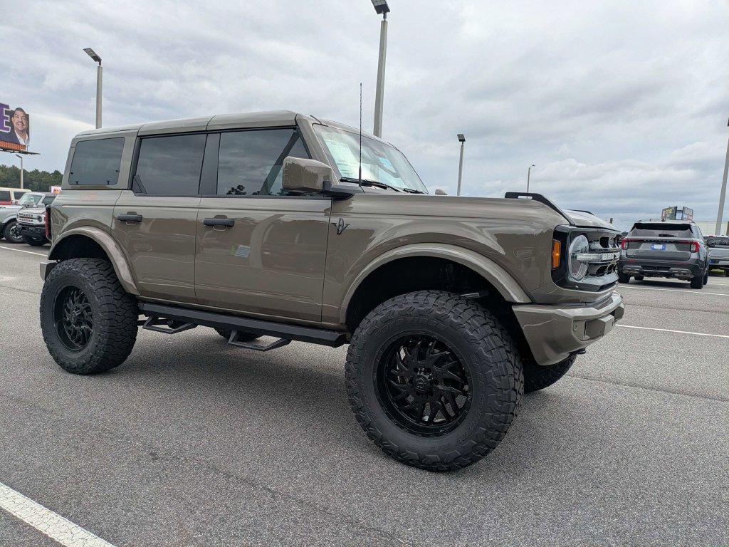 New 2026 Ford Bronco Outer Banks